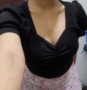 Women&#39;s Black Crop Top