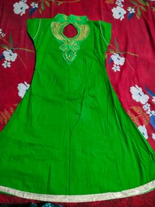 Green Colour Anarkali Kurti And Dupatta Set