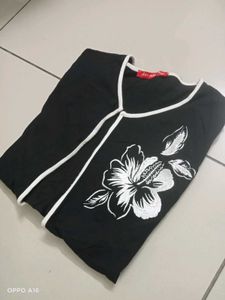 Chic Black Floral Cardigan