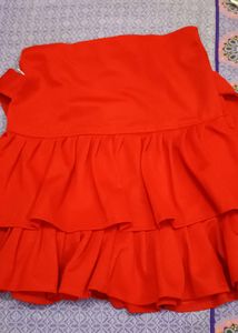 Skirts Top Red N White Colour