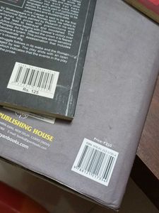 Shakespeare International Bestseller Literature