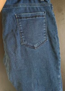 Max Jeans - Size 34