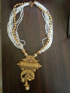 Gold Plated With Pearls Jewellery Set.