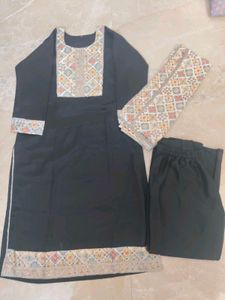 Patterned Cuff Black Pants