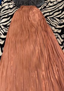 ZARA Metallicpleated skirt with free black Wrap T