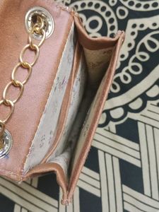 Chain Detail Crossbody Phone Bag