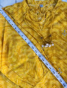 Collar Neck Kurta With Mirror Work