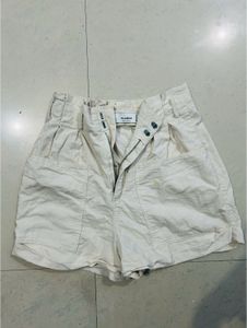 Casual White Shorts