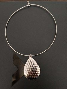 Silver Hasli Necklace With Earrings
