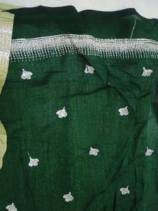 Green Saree with Leaf Design