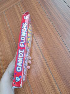 55)Toy Airplane with Pilot &amp; Candy Flower