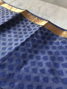 A Pattu Navy Blue nd Pink Coloured Saree.