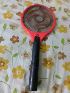 Buy 1 mosquito racket get another free