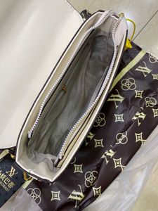 IMPORTED HIGH QUALITY FENDI SLING BAG