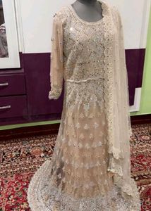 Offer Gorgeous Pakistani Bridal Dress