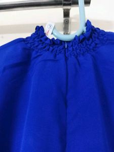Women&#39;s Solid High Puff Sleeve Top