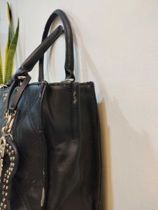 Guess Black Quilted Handbag