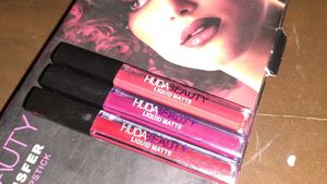 Huda Beauty Liquid Matte Lipstick Set