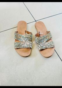hand work flats
