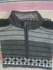 XXL  44 -46 Striped Gray Pullover Sweater