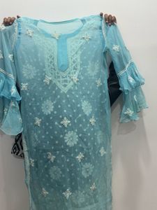Elegant Lucknowi Kurta
