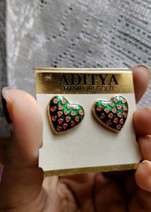 pink dotted green heart stud✨