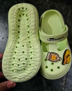Kids Eva Flipflop In Size 9 Clogs