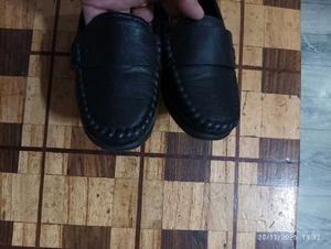 Light weight Black Loafers, Cutewalk brand