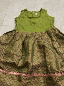 Cute Traditional Girls Outfit