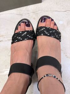 Black Midi Sandals
