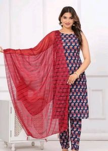 Sleeveless Kurta Set