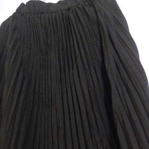 Black Pleated Midi Skirt