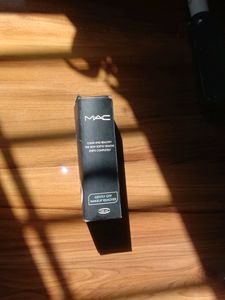 M.A.C Makeup Remover