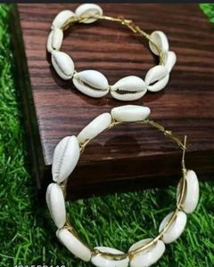 Seashell Hoop Earrings