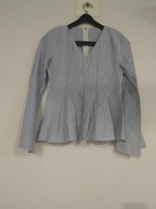 Striped Peplum Top🤍💙