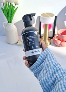 Derma Co Shampoo