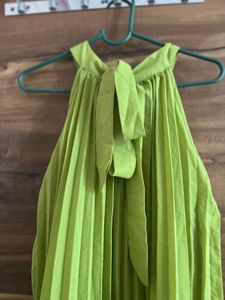 Halter Neck Pleated Dress
