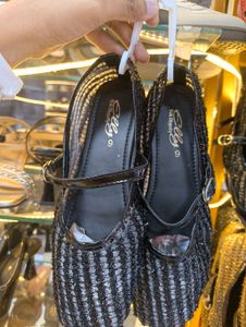 Elly Black Mary Janes