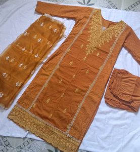 Embroidered 3-Piece Suit