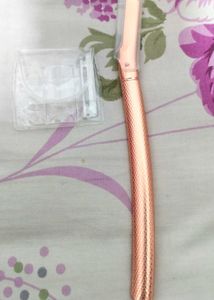 Reusable Metal Face & Eyebrow Razor For Women