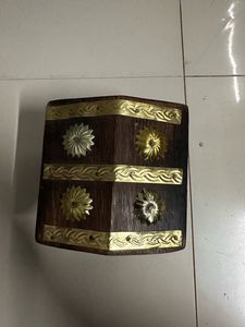 Coaster With Stand