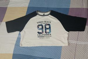 Venice Beach Graphic Tee 💙