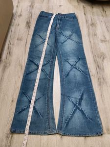 Ma2089 Sabrin bootcut jeans waist 28 inches