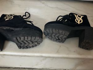 Stylish Black Heeled Booties