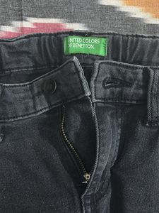 Black Straight Fit Jeans