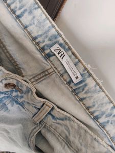 Zara Jeans