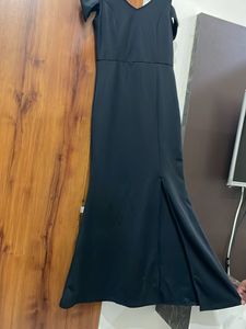Elegant Black Maxi Dress