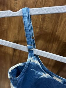 Tie-Dye Sleeveless Tank Top