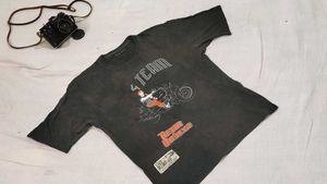 T Unisex Black T-shirt