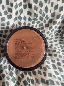 MAC Studio Fix Powder-deep Dark